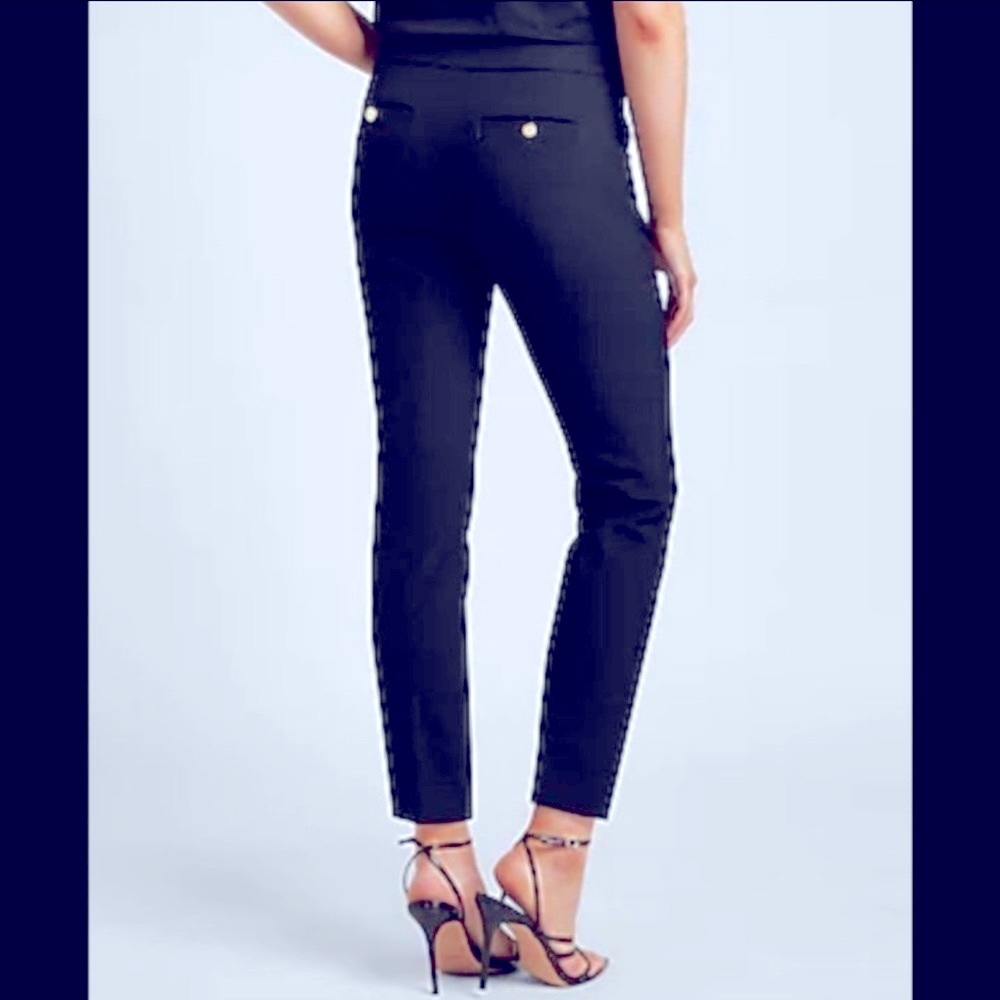 Express Low Rise Soft & Sleek Side Button Ankle Pant Women’s 2 Navy Blue NWT